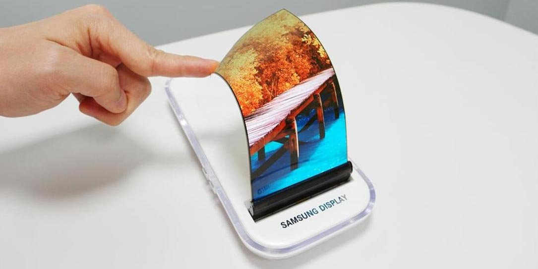Samsung скоро получит патент на гаджет с «резиновым» экраном