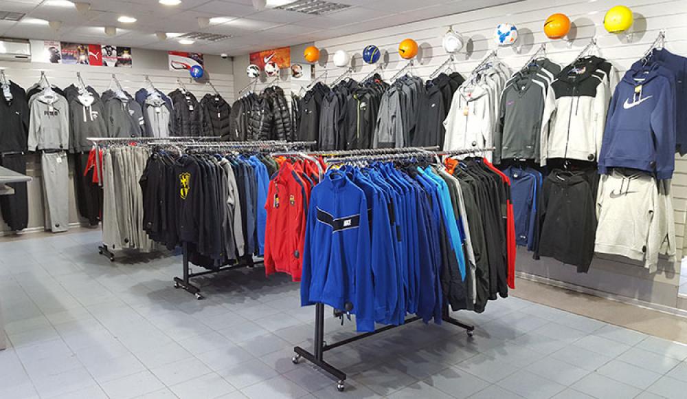 Очередная партия контрафактной спортивной одежды обнаружена в одном из магазинов Иркутской области